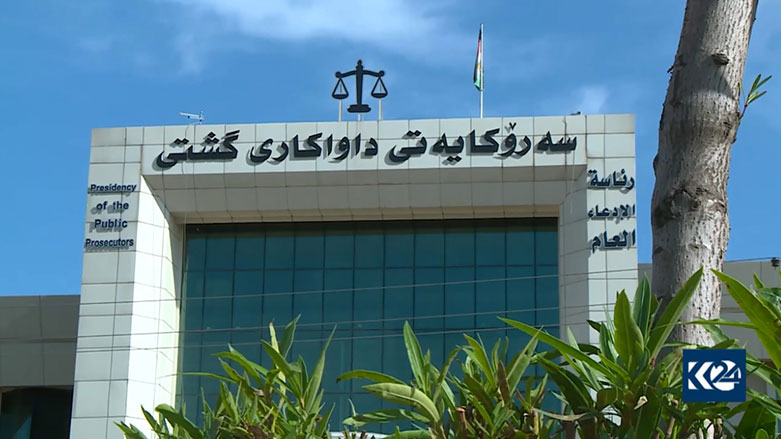 شاسوار ده‌درێته‌ دادگا